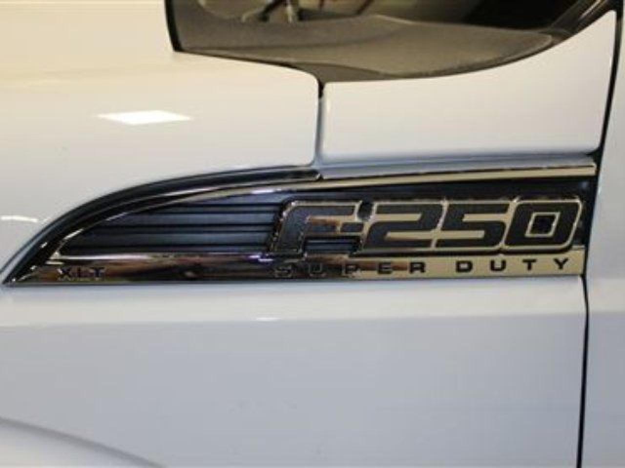 632031