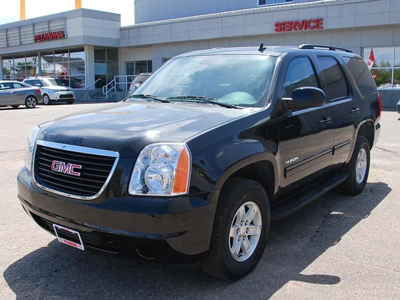 Used 2014 GMC Yukon SLE for sale in Petawawa, ON