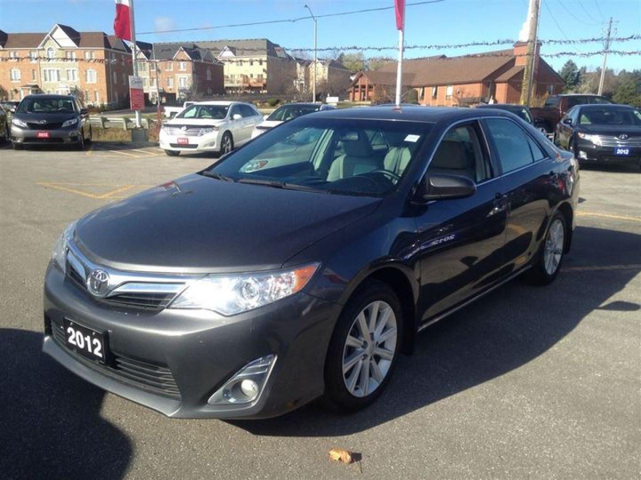 Used 2012 Toyota Camry XLE V6 (A6) for sale in Pickering, ON