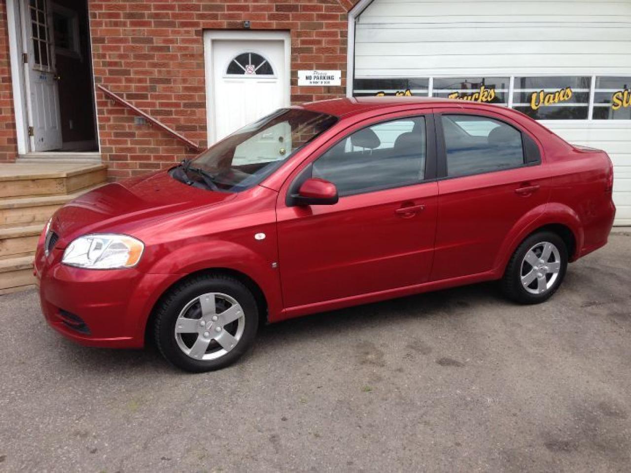 Used 2007 Pontiac Wave  for sale in Bowmanville, ON
