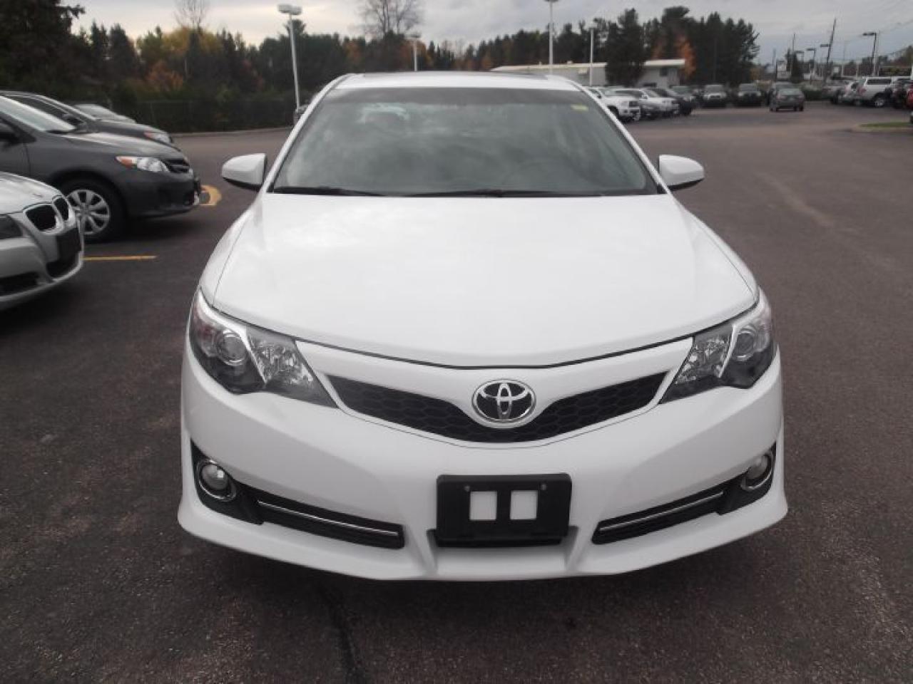 Used 2013 Toyota Camry SE for sale in Pembroke, ON