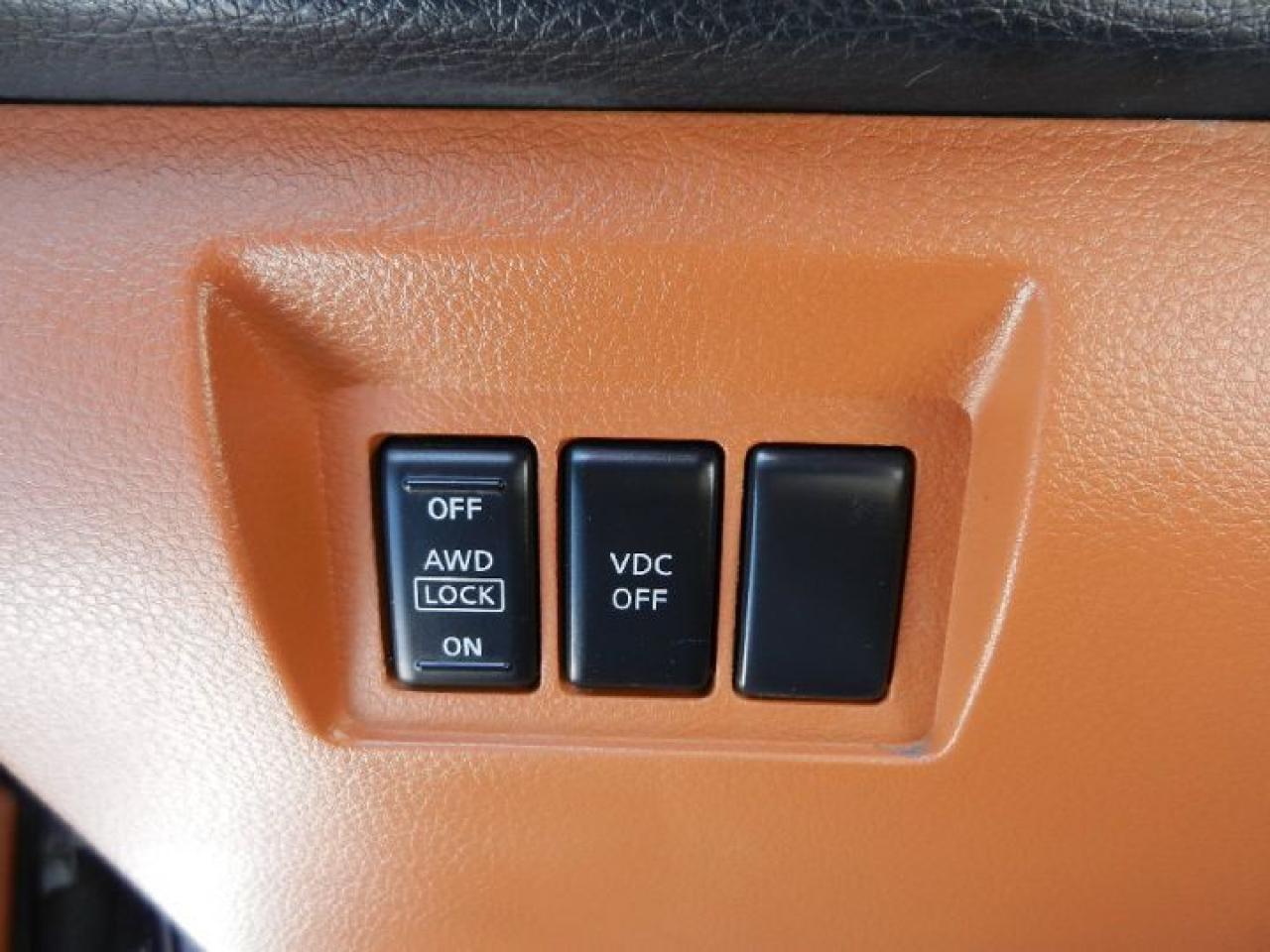 632755