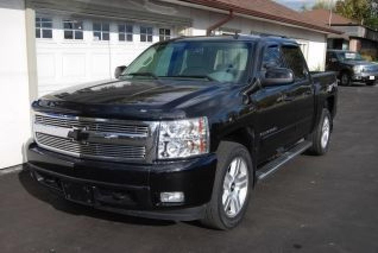 Used 2007 Chevrolet Silverado LTZ for sale in Bowmanville, ON