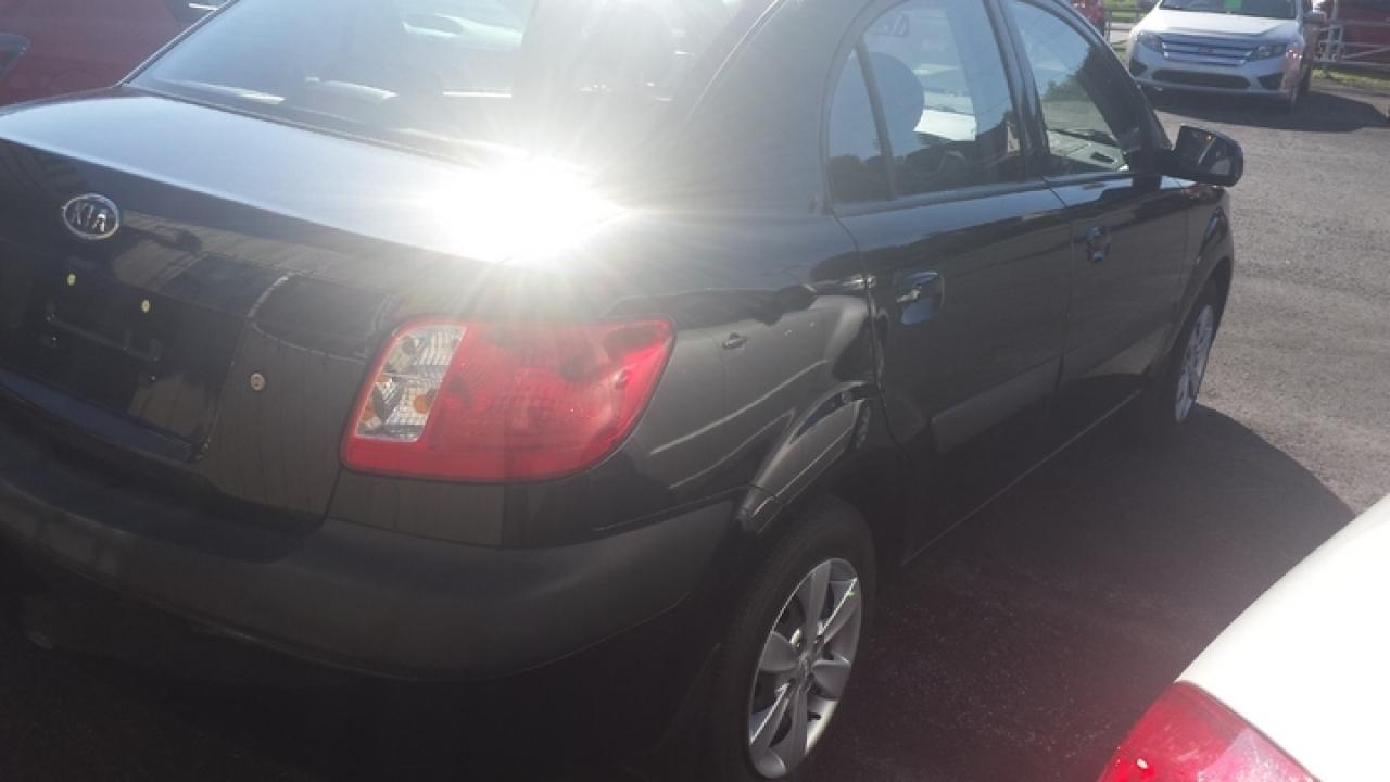 Used 2009 Kia Rio  for sale in Cornwall, ON