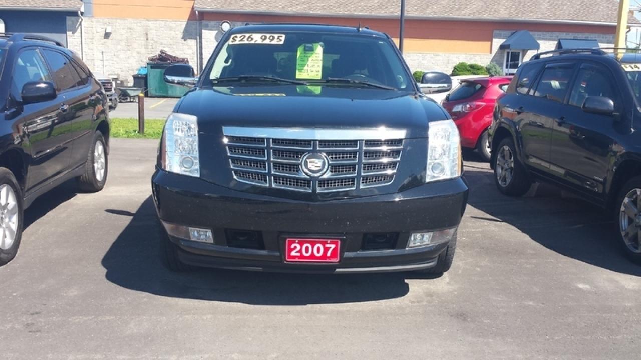 Used 2007 Cadillac Escalade  for sale in Cornwall, ON