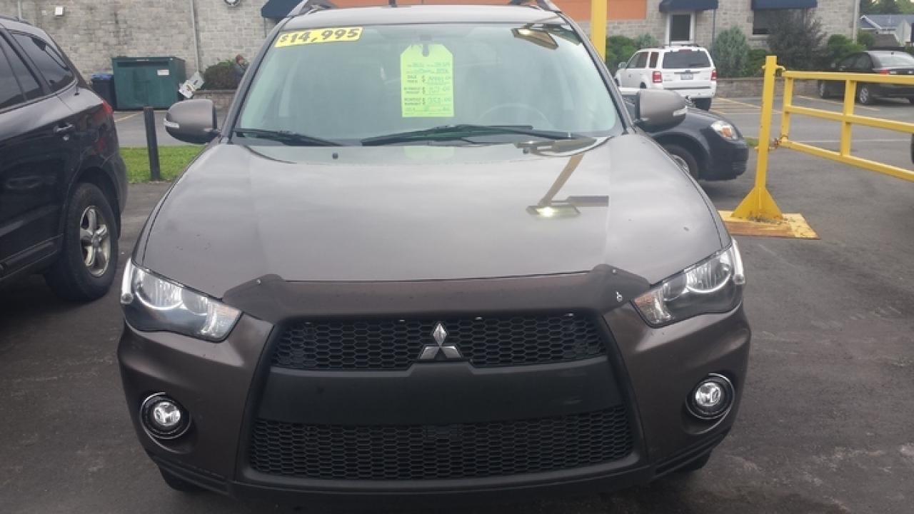 Used 2010 Mitsubishi Outlander  for sale in Cornwall, ON