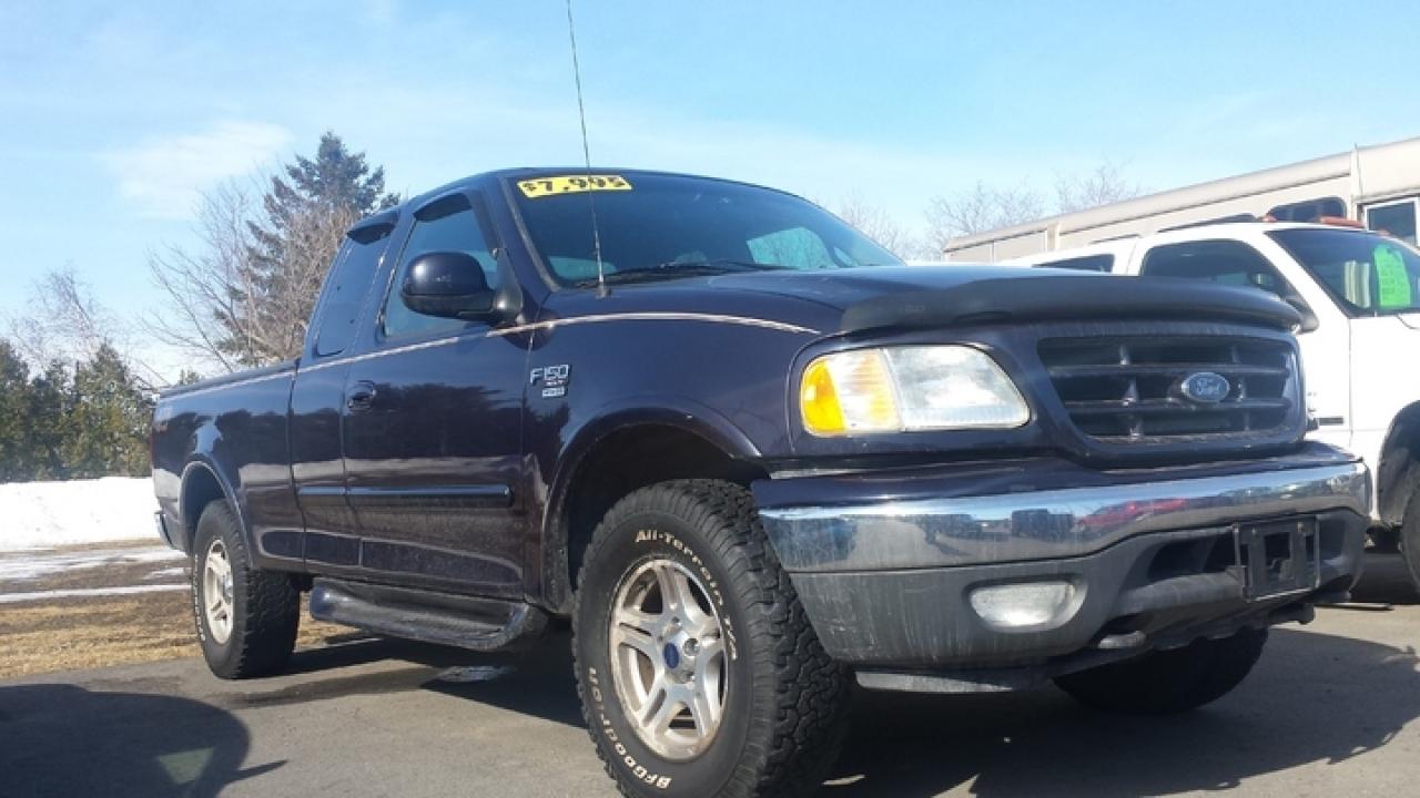 Used 2001 Ford F-150 XLT for sale in Cornwall, ON