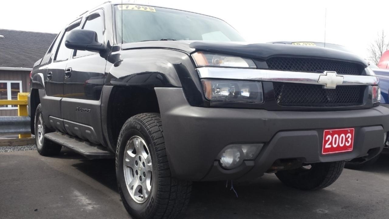 Used 2003 Chevrolet Avalanche  for sale in Cornwall, ON