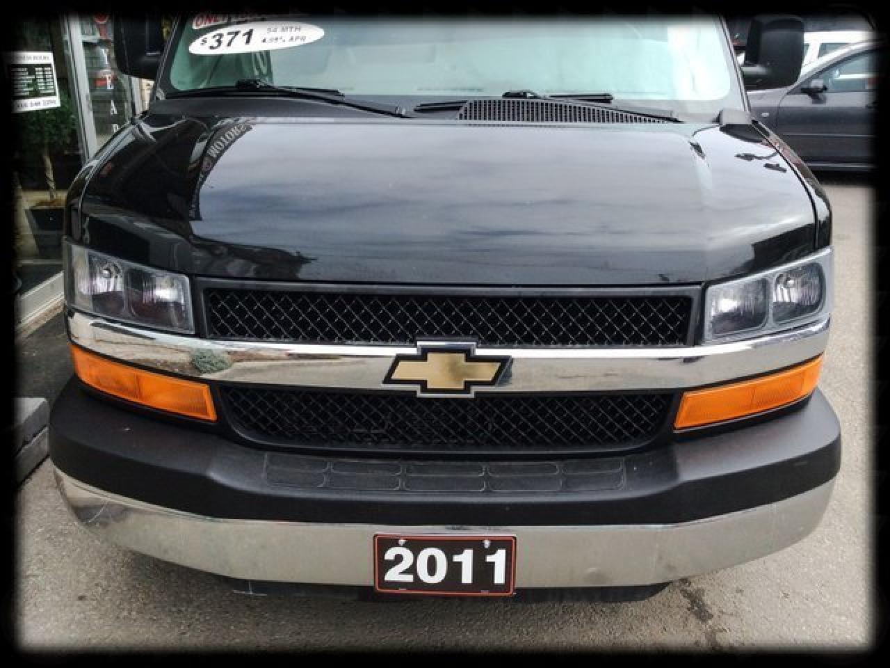 633131
