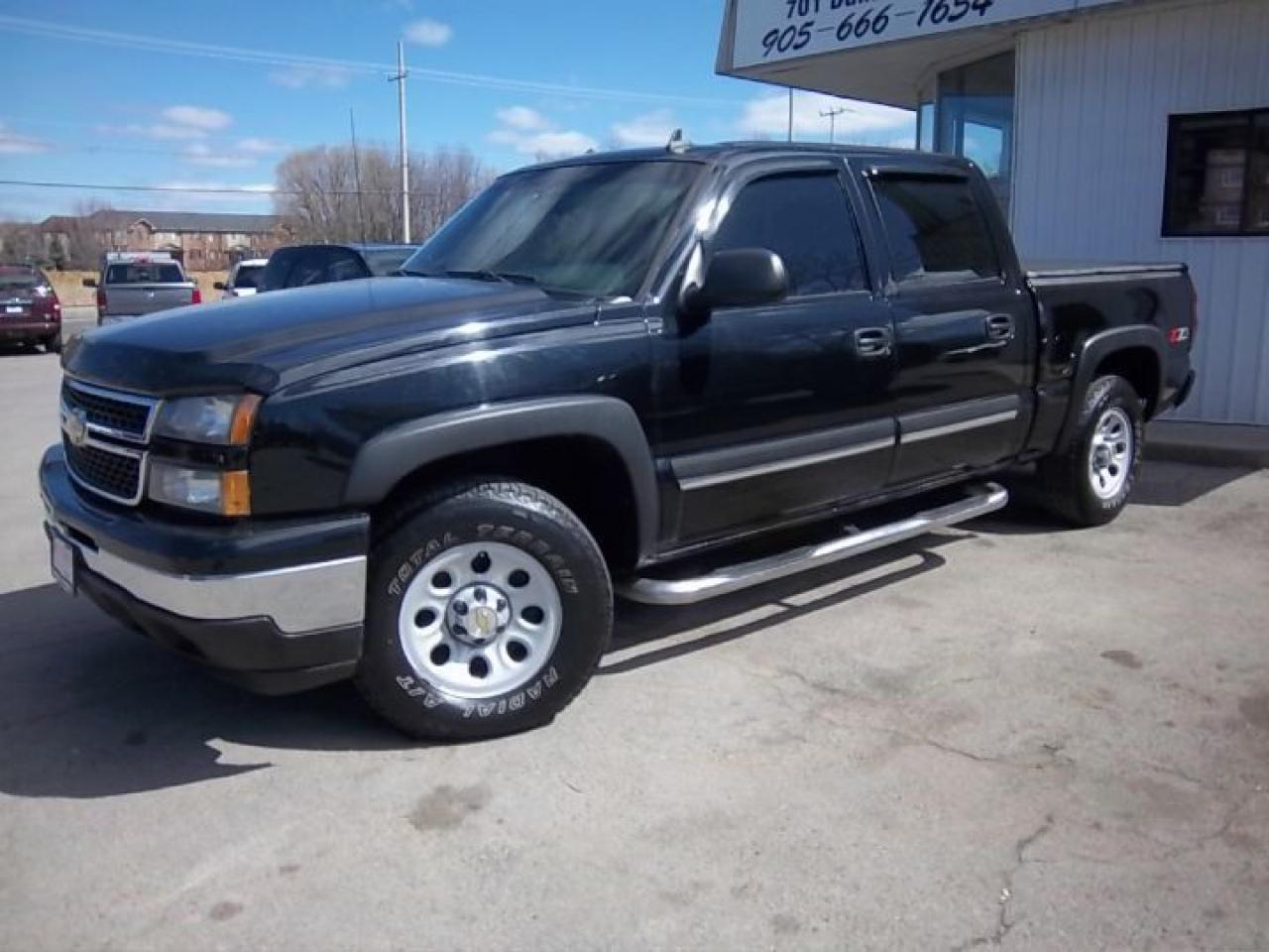 Used 2006 Chevrolet Silverado LT for sale in Whitby, ON