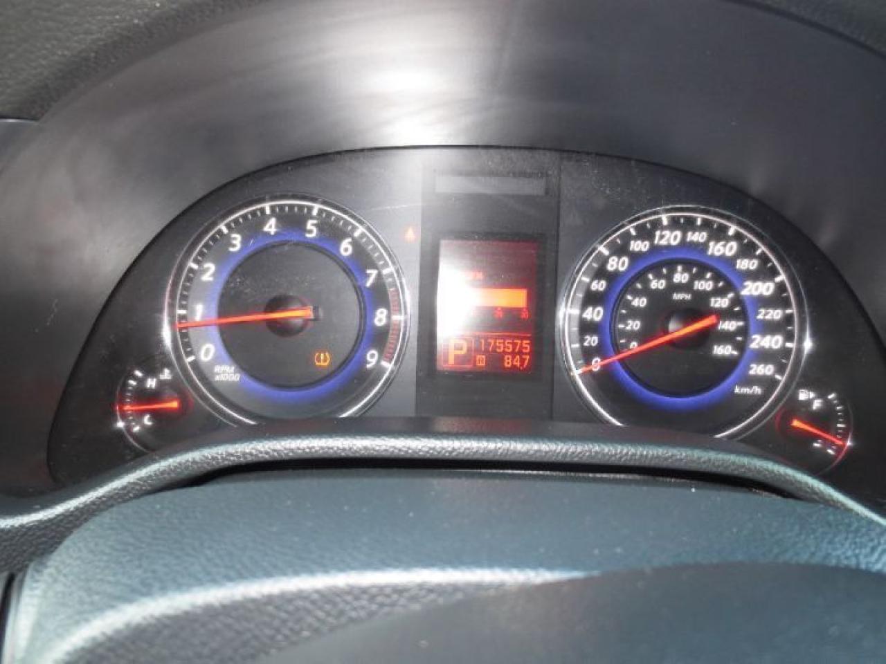 633452