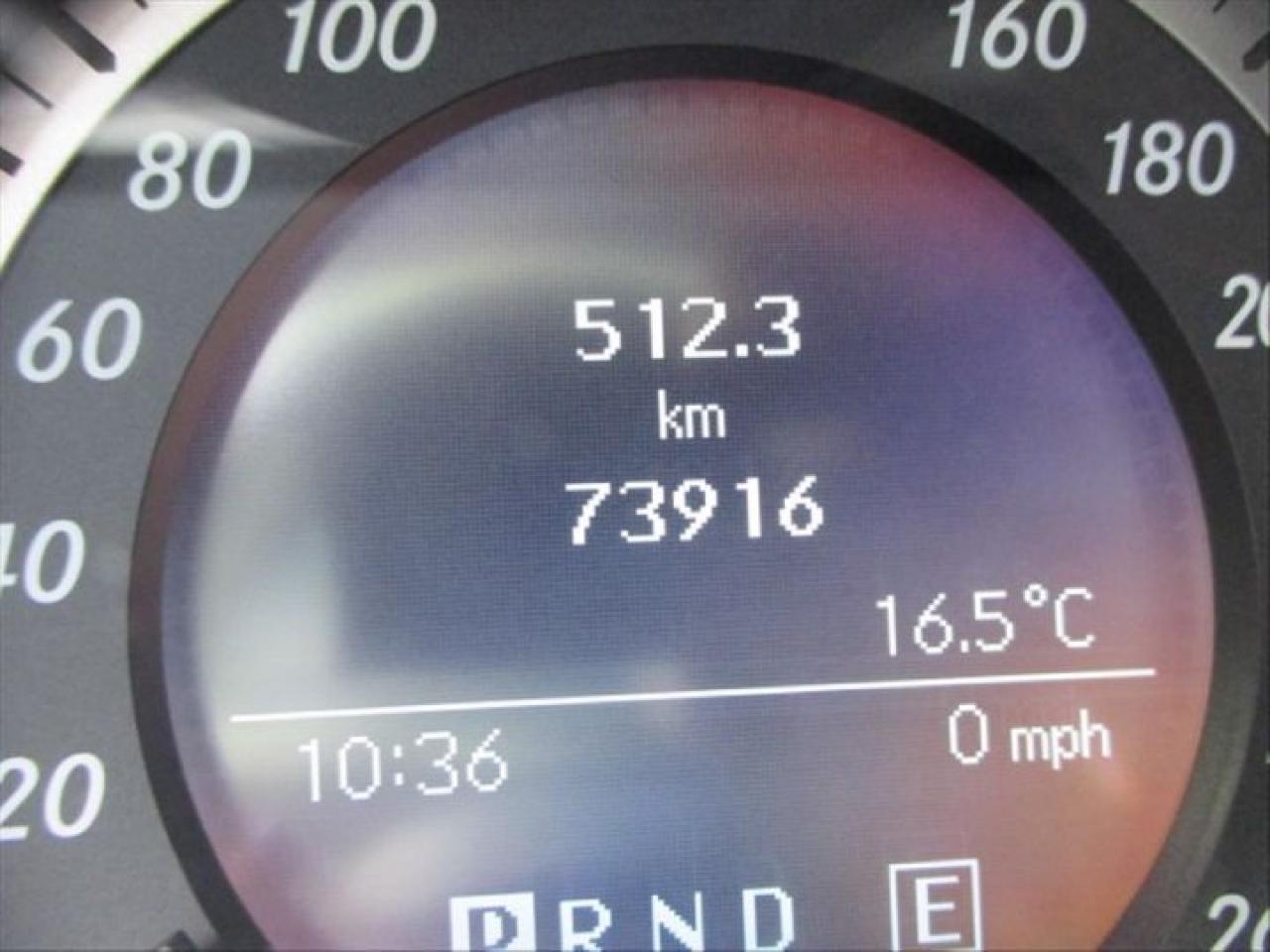 633530