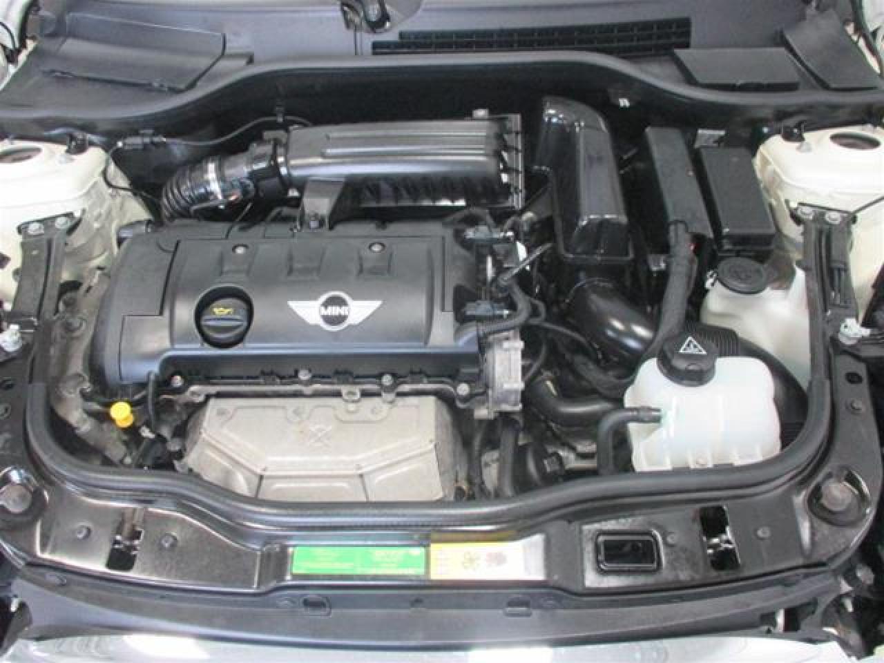633717