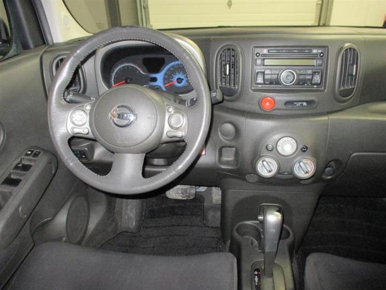 633781