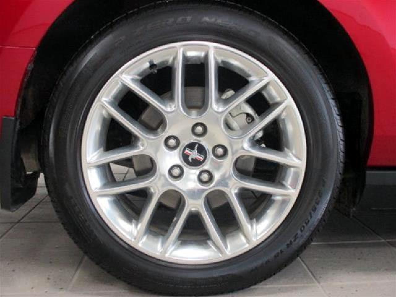 633787