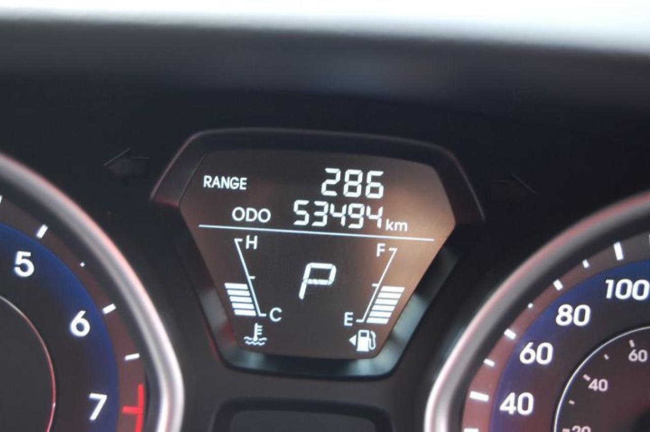 633895