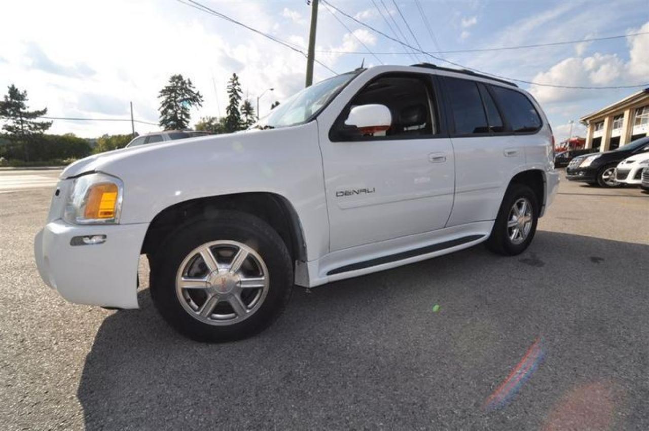 Used 2005 GMC Envoy Denali,Leather,Sunroof,Warr for sale in Headingley, MB