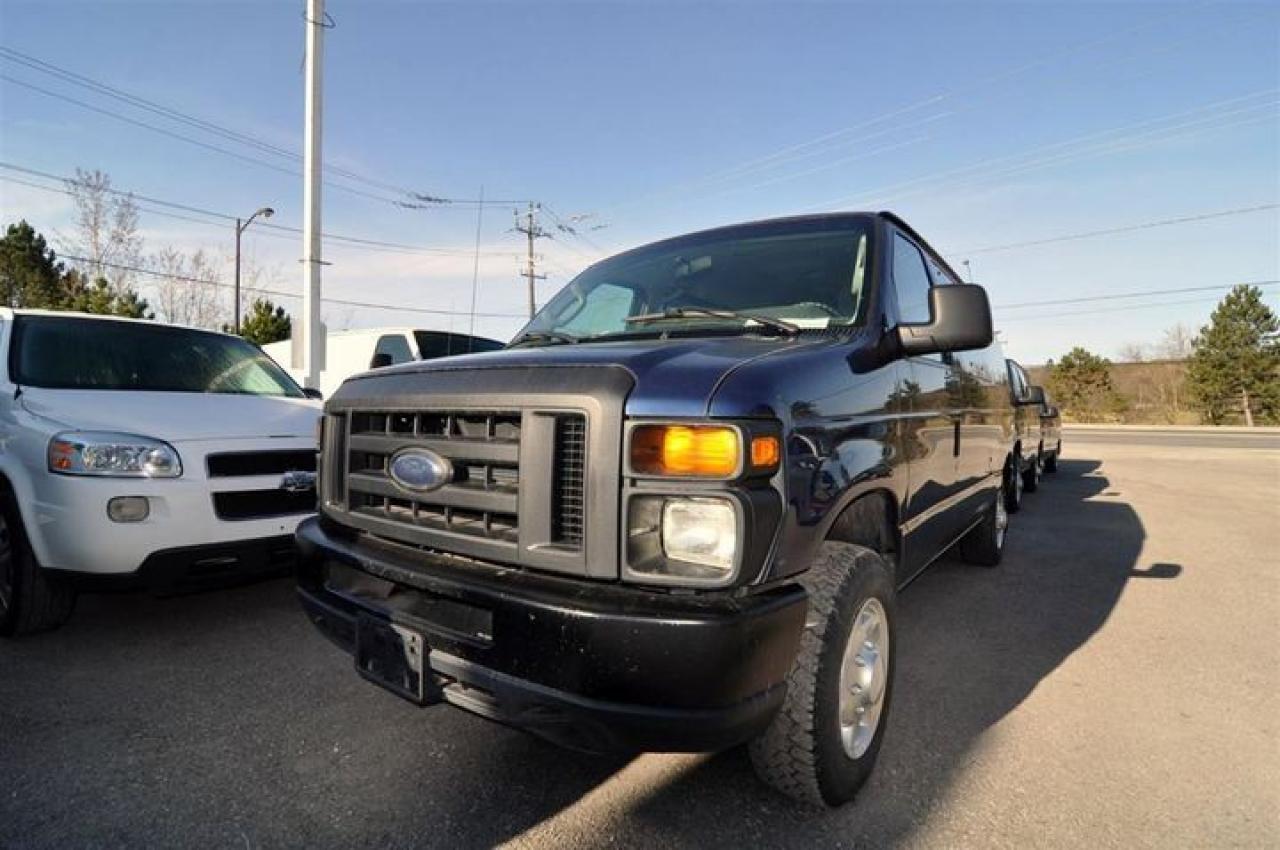 Used 2010 Ford E150 XLT 8 passenger, fully loaded. 83K for sale in Headingley, MB