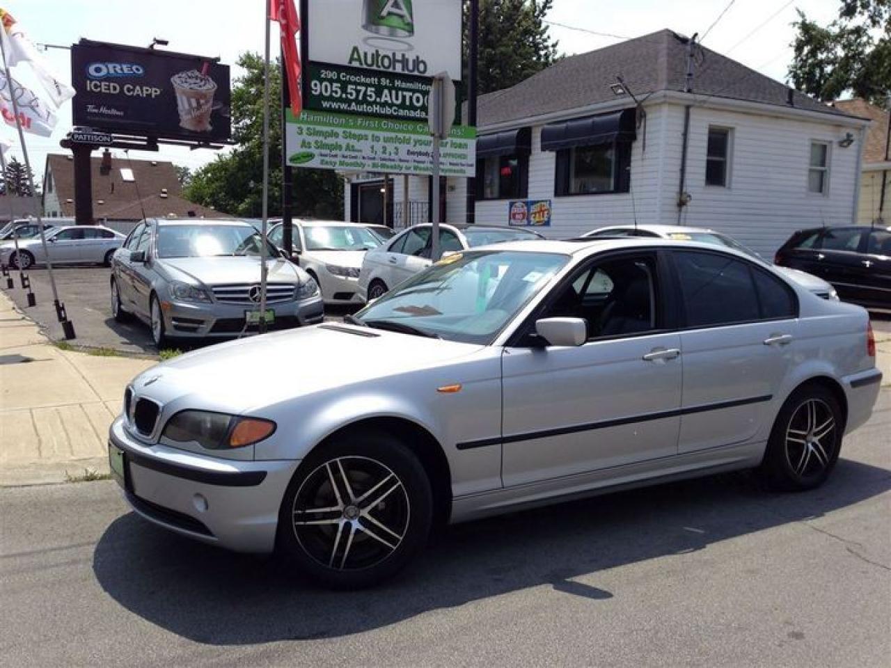 Used 2002 BMW 320i LEATHER-SUNROOF for sale in Hamilton, ON