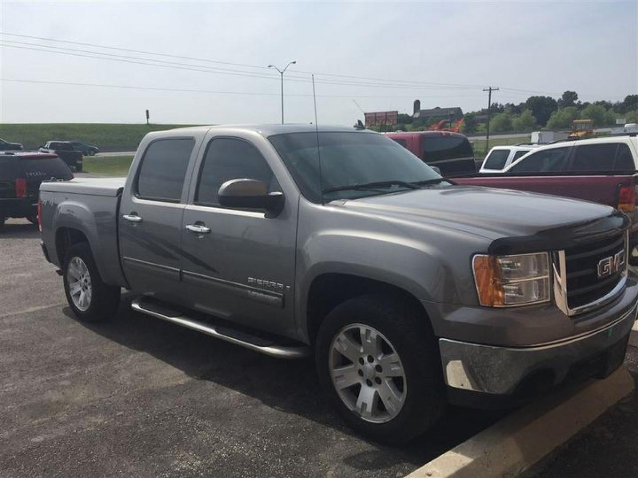Used 2007 GMC Sierra 1500 SLT for sale in Sarnia, ON