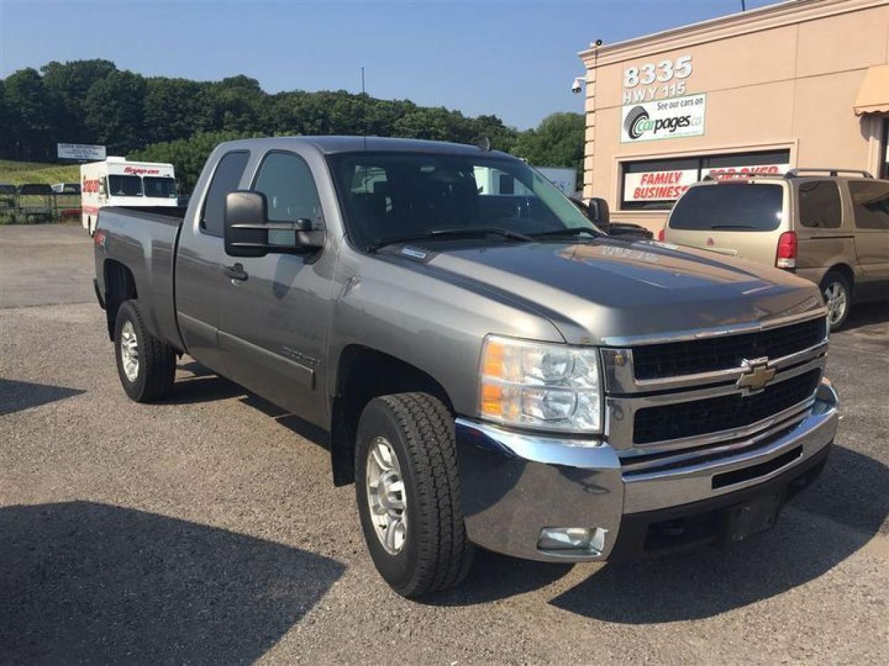 Used 2007 Chevrolet Silverado 2500 2500HD LT for sale in Kemptville, ON