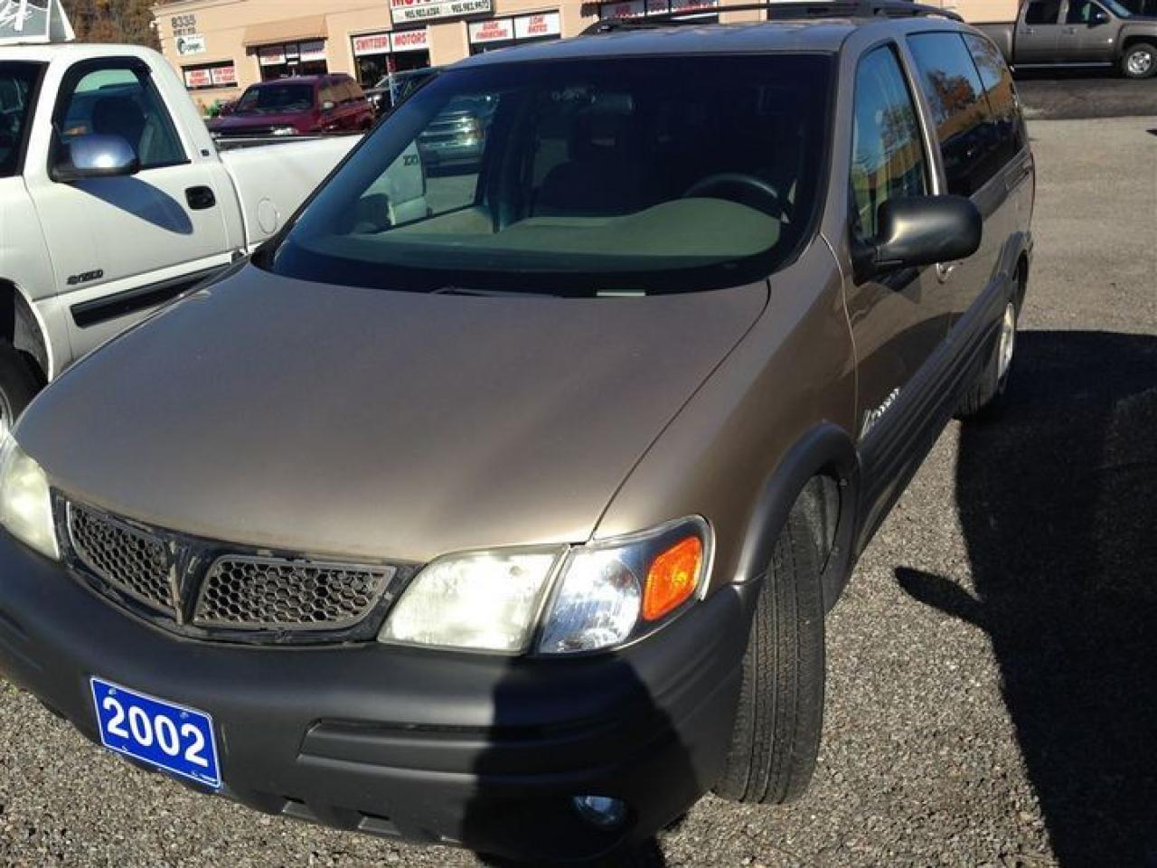 Used 2002 Pontiac Montana SE for sale in Kemptville, ON