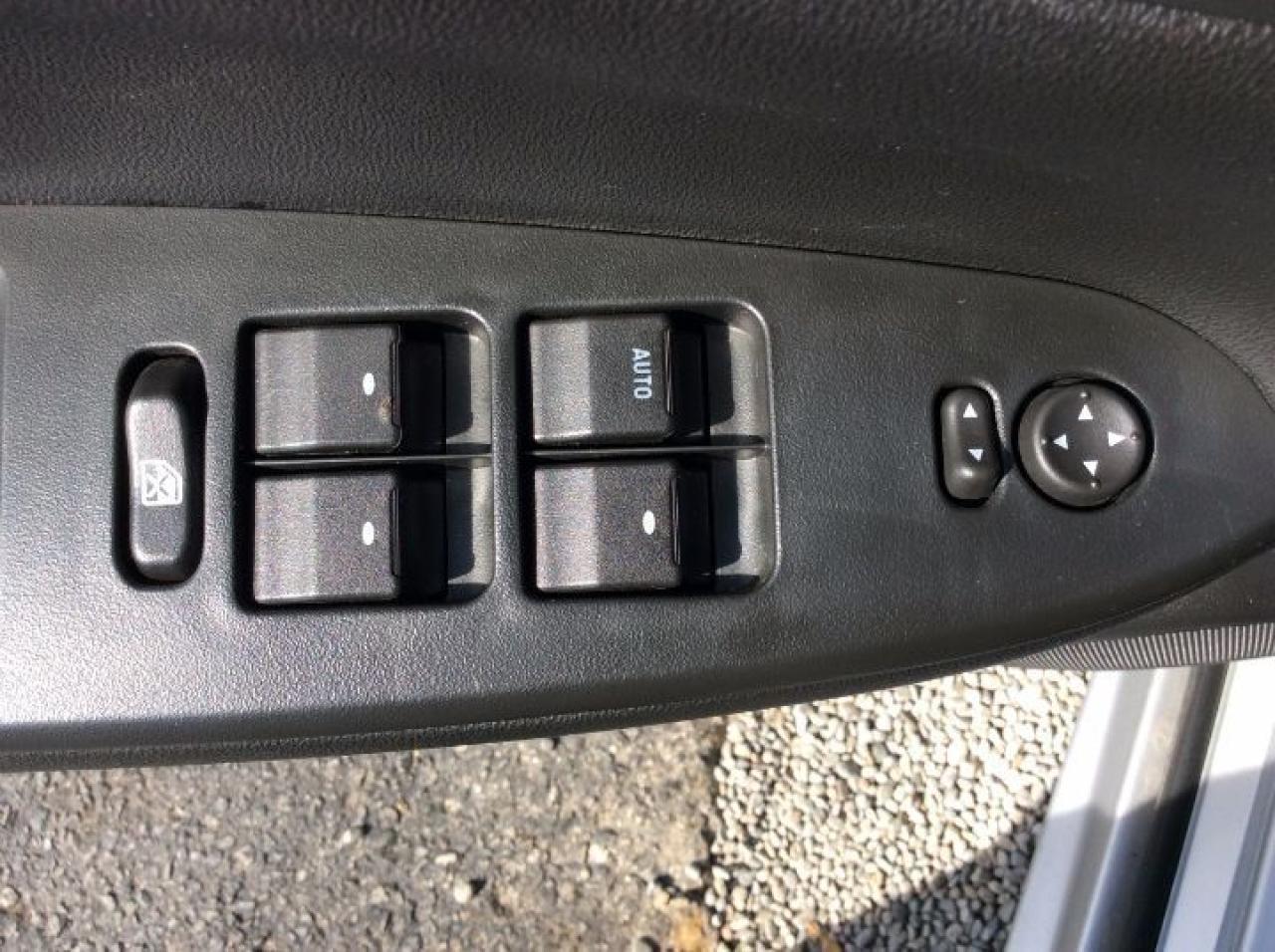 634734