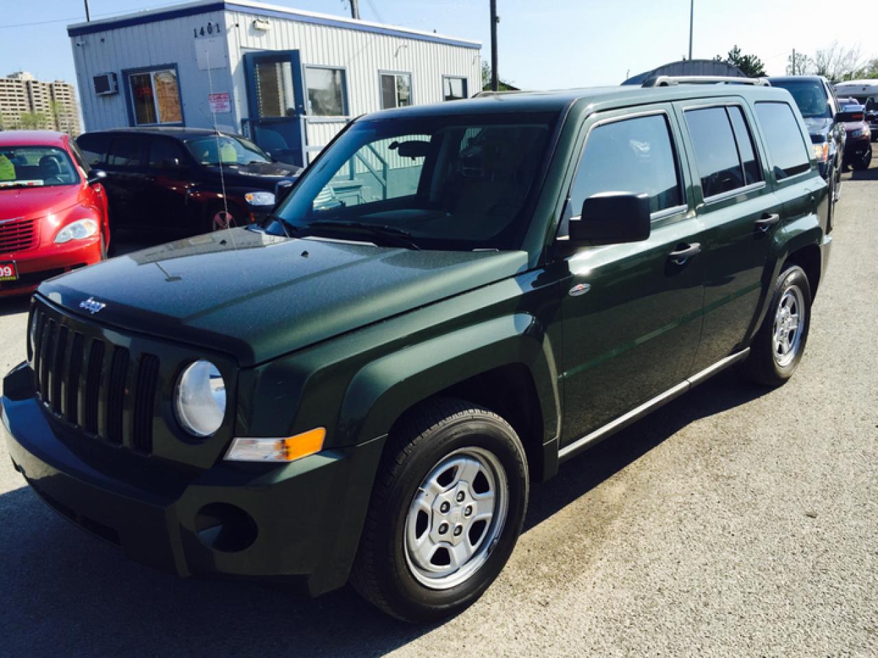 Used 2008 Jeep Patriot RUGGED STYLE SUV - ONLY 137,000KMS for sale in Waterloo, ON