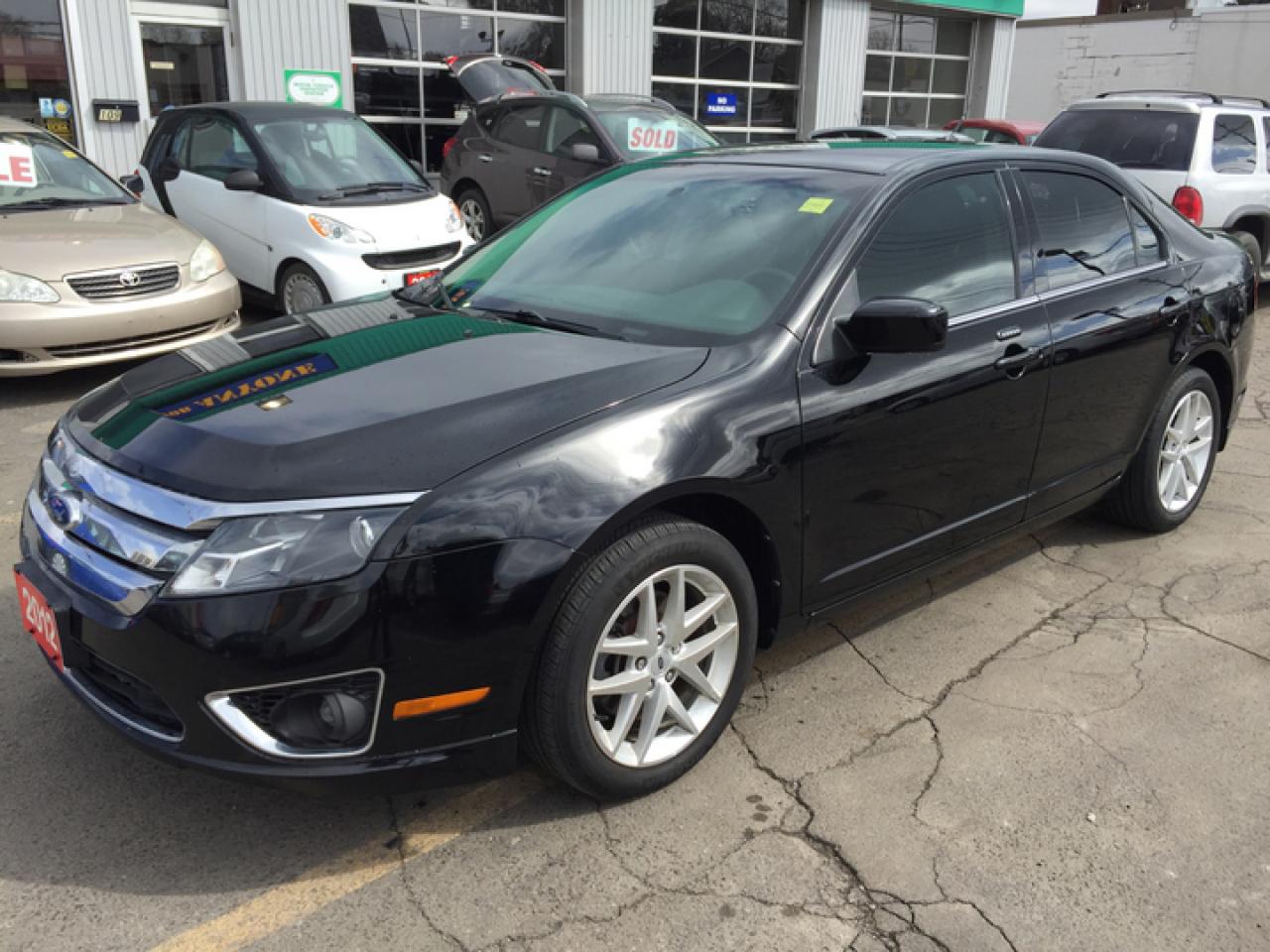 Used 2012 Ford Fusion FAMILY SEDAN- LOW KMS - CARPROOF CLEAN for sale in Waterloo, ON
