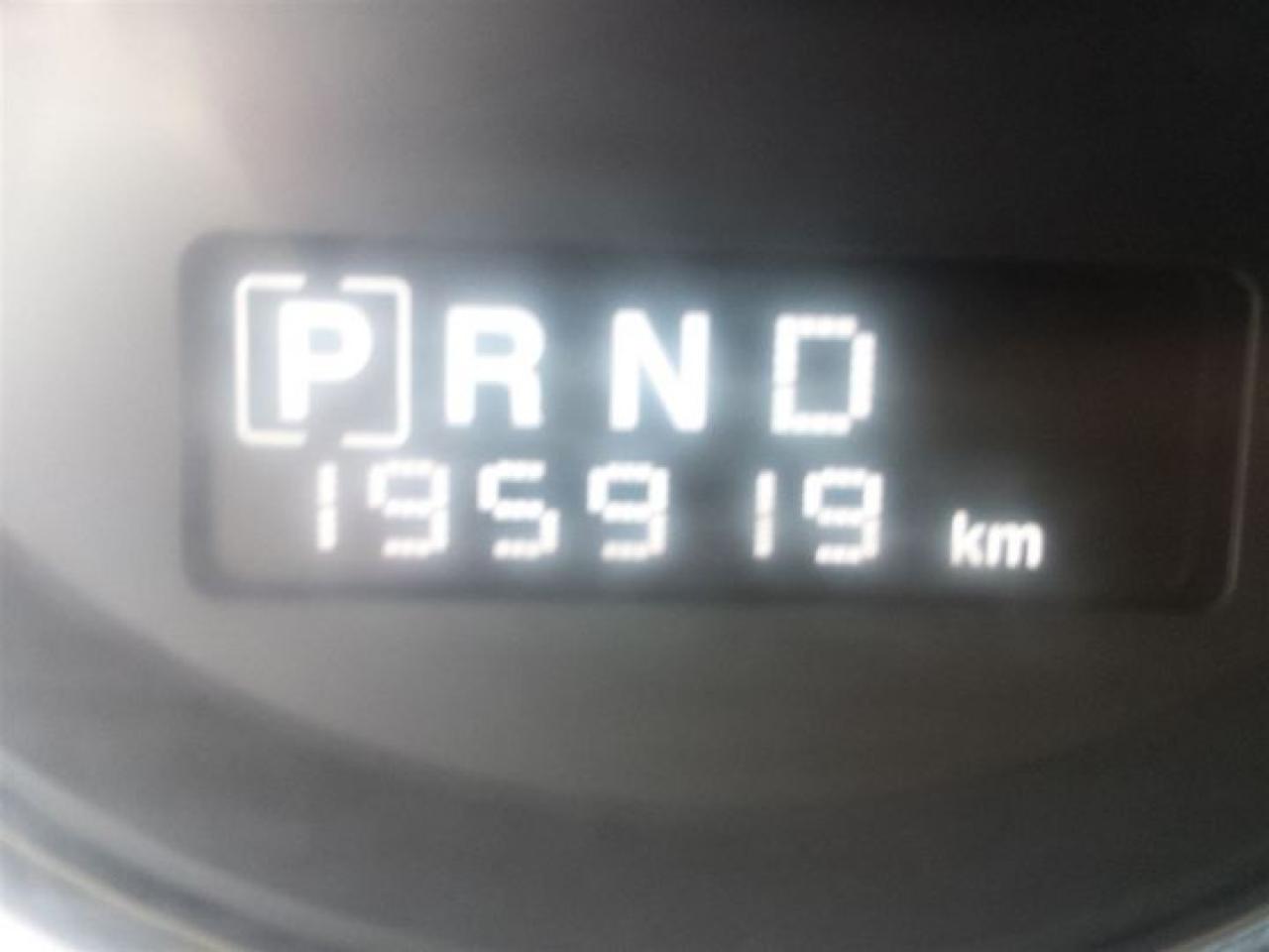634782