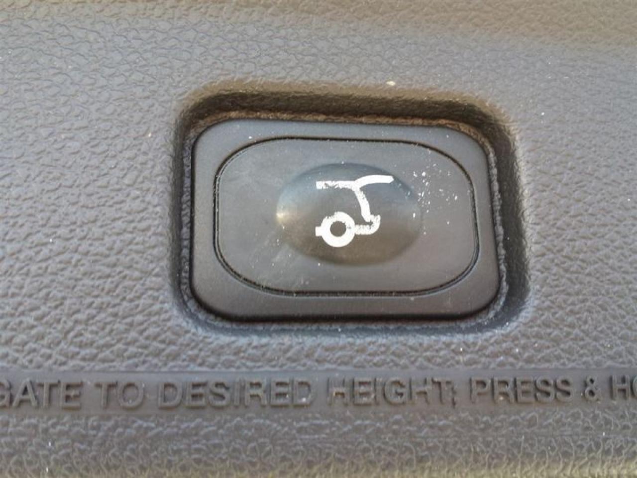 634783