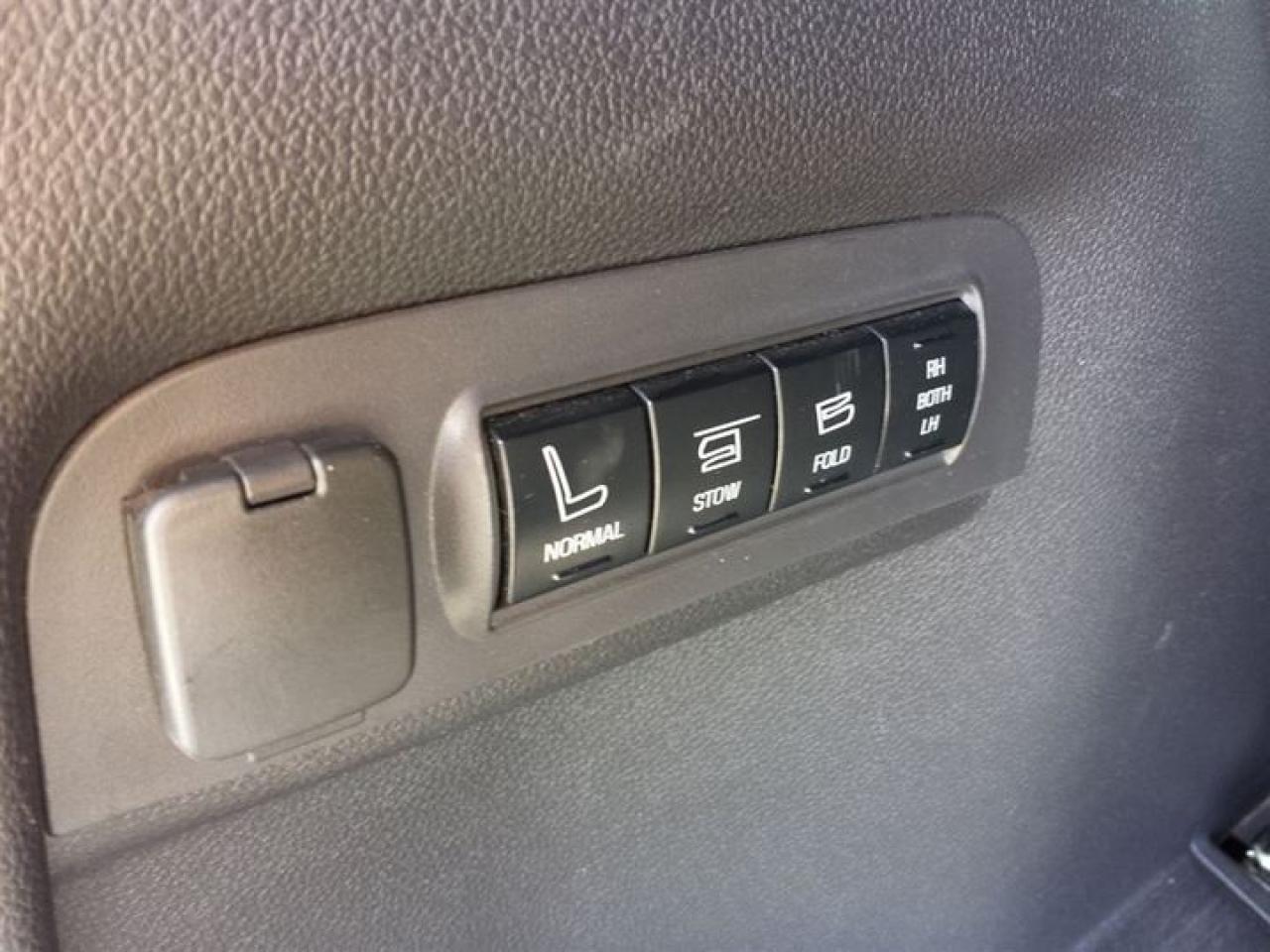 634783