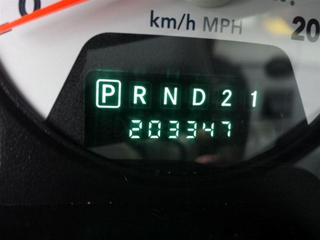 634784