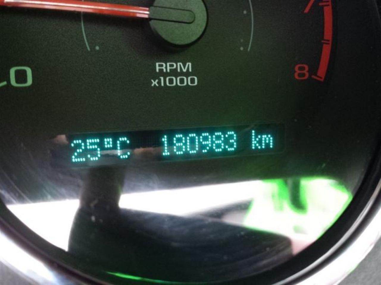 634786