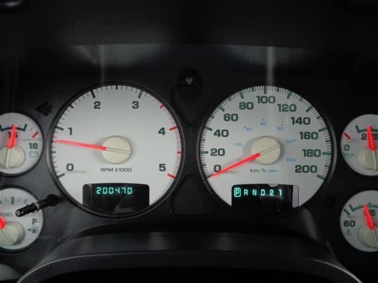 634798