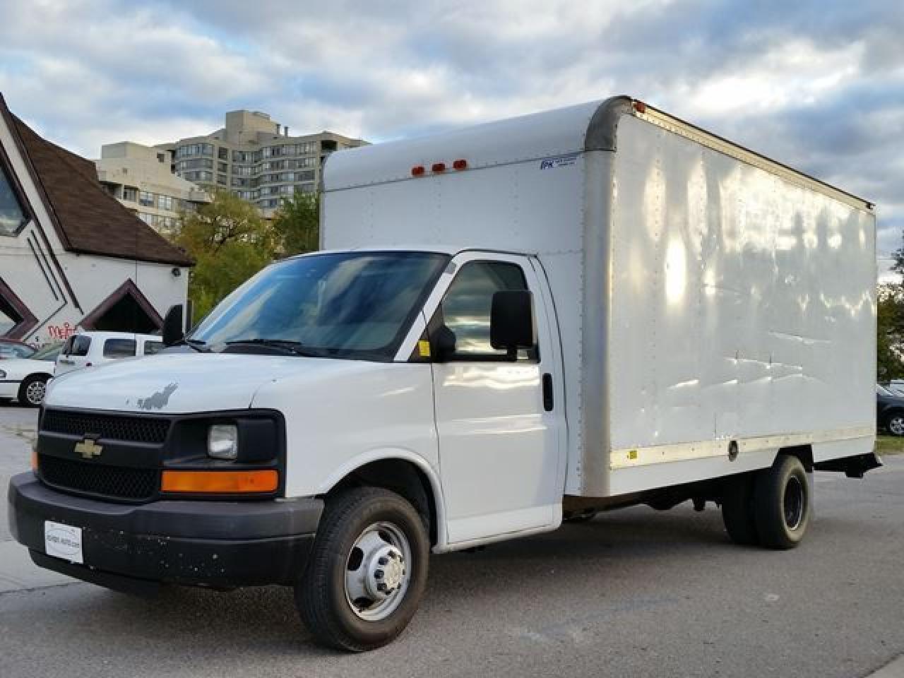 Used 2007 Chevrolet Express 3500 for sale in Mississauga, ON