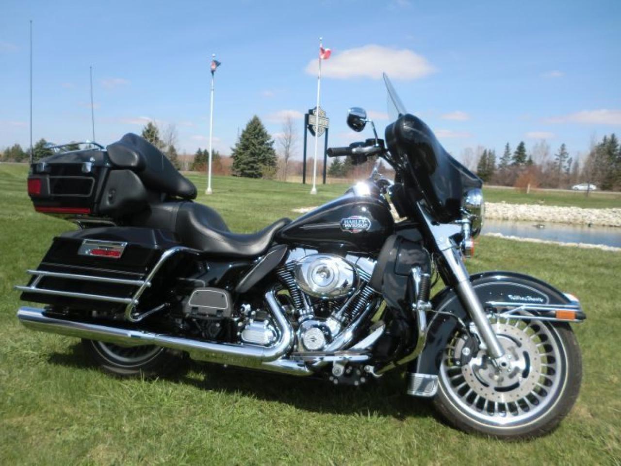 Used 2012 Harley-Davidson Touring FLHTCU ULTRA CLASSIC for sale in Blenheim, ON