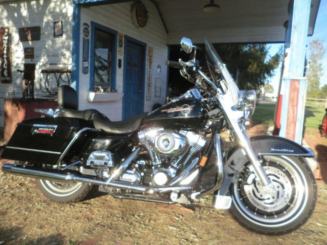Used 2007 Harley-Davidson ROAD KING FLHRI Road King for sale in Blenheim, ON