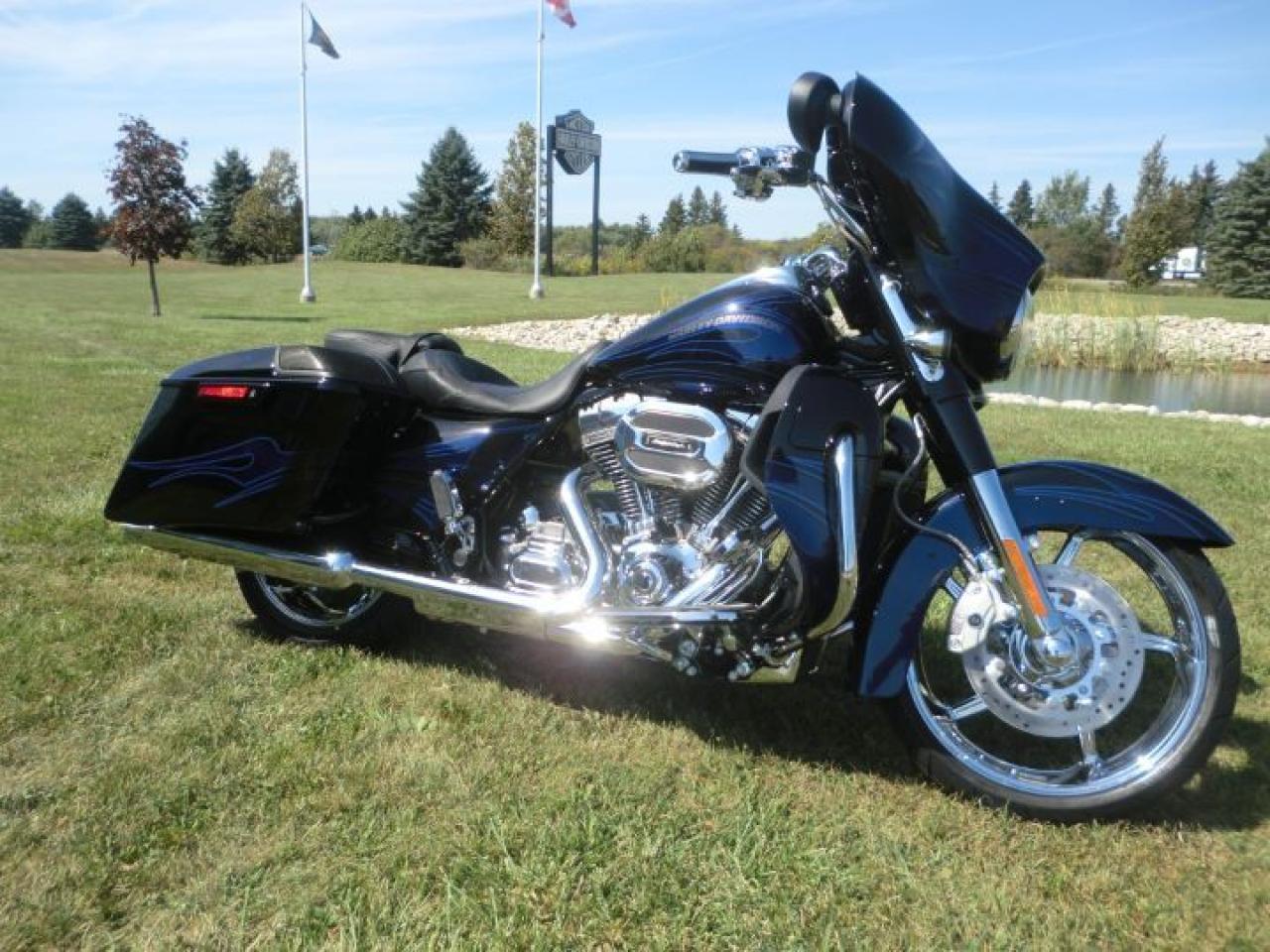 New 2016 Harley-Davidson Street Glide FLHXSE CVOTM Street Glide for sale in Blenheim, ON