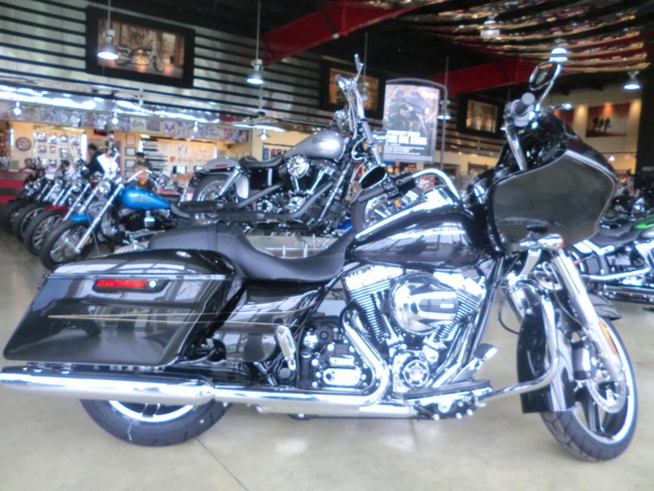 Used 2016 Harley-Davidson Road Glide FLTRXS Road Glide Special for sale in Blenheim, ON
