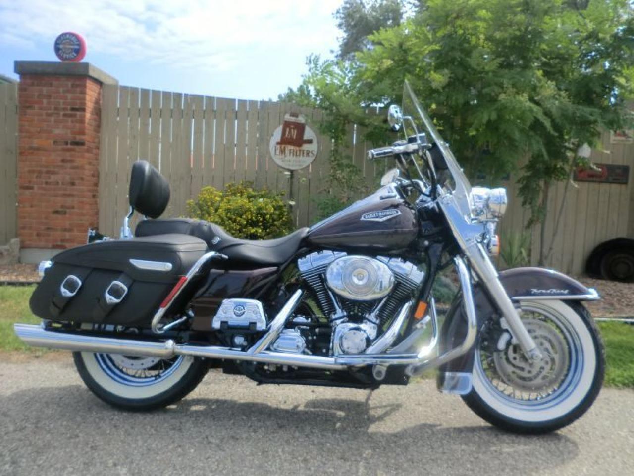 Used 2006 Harley-Davidson ROAD KING FLHRC Road King Classic for sale in Blenheim, ON