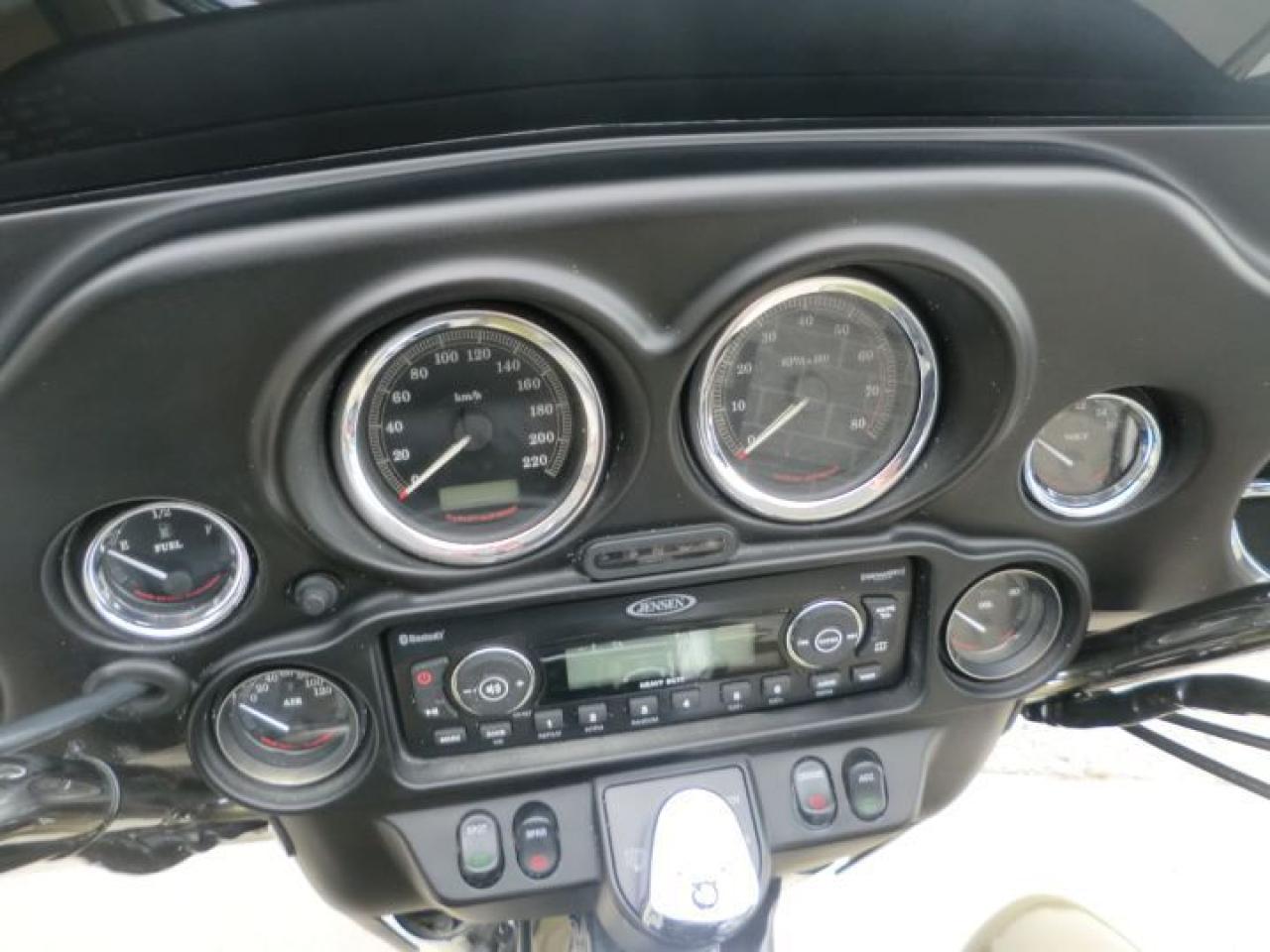 635041