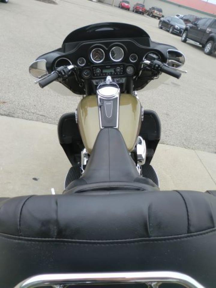 Used 2007 Harley-Davidson Electra Glide FLHTCU Ultra Classic for sale in Blenheim, ON