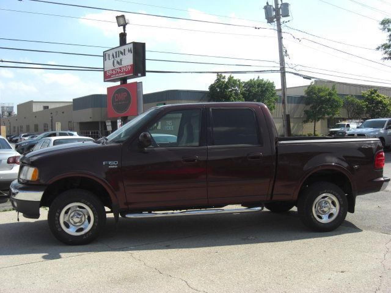 Used 2001 Ford F-150 XLT 4x4 SuperCrew for sale in London, ON