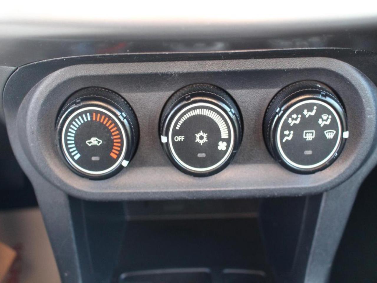 635589
