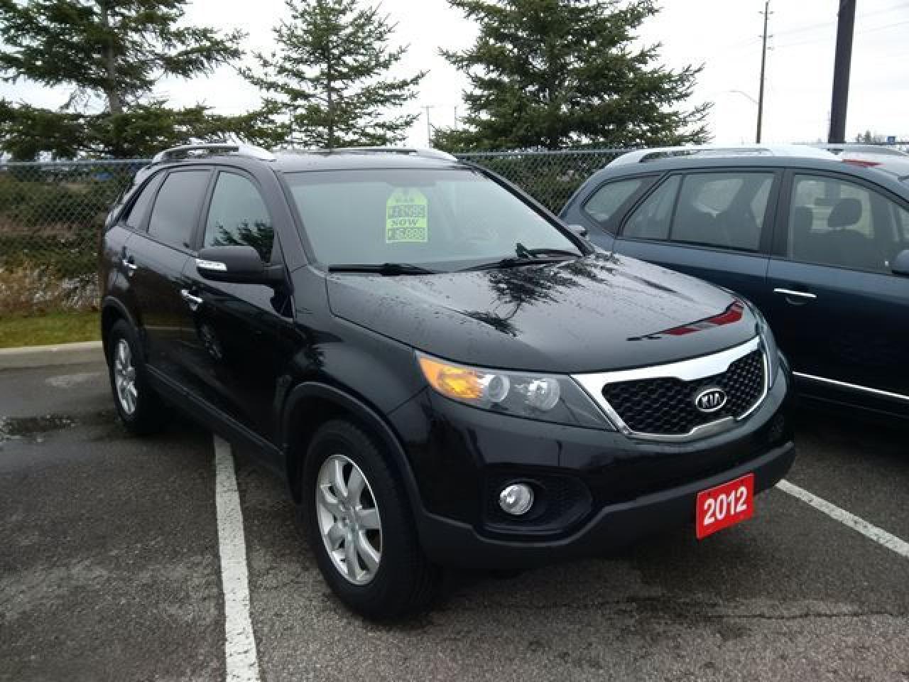 Used 2012 Kia Sorento LX FWD for sale in Barrie, ON