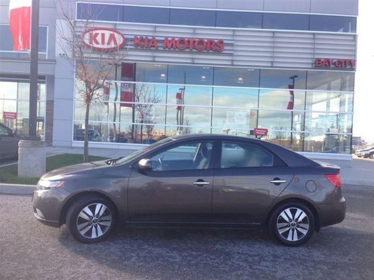 Used 2013 Kia FORTE EX for sale in Barrie, ON