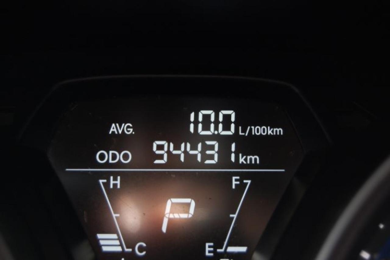 635785