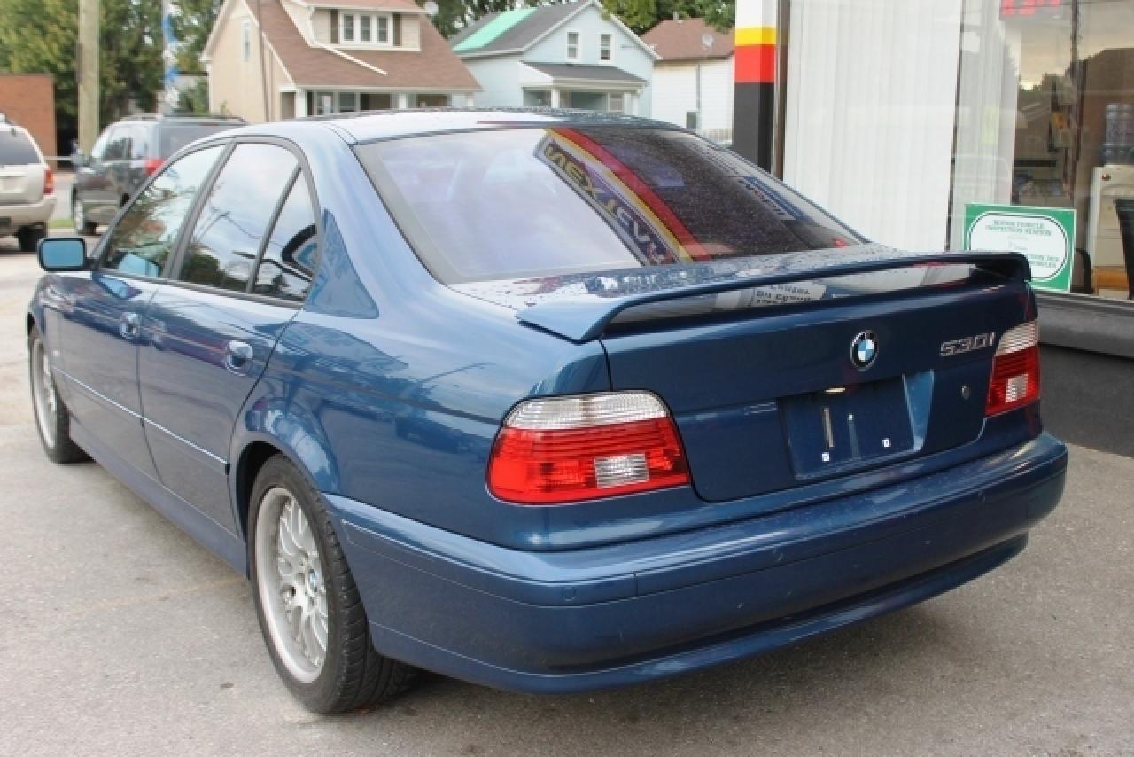 635910