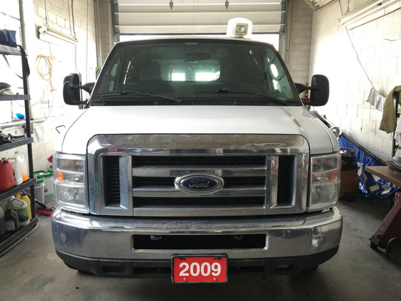 Used 2009 Ford E-150 Commercial for sale in Waterloo, ON